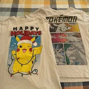 Pikachu Weihnachtsshirt 2 Stück Jungen M 8 Pikachu Old Navy Sammlerstück T-Shirts - Bild 1 von 8