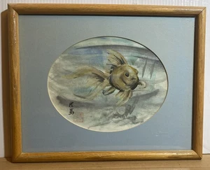 Original asiatisches Aquarell Goldfisch Gemälde Holzrahmen signiert/Stempel 17” x 12” - Bild 1 von 14