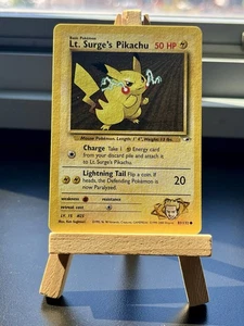 Pokémon TCG Lt. Surge's Pikachu Gym Heroes 81/132 Regular Unlimited Common NM - Bild 1 von 2