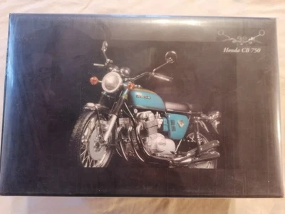 MINICHAMPS 1/12 HONDA CB 750 - Photo 1/2