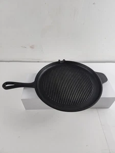 John Wayne Cast Iron 10” Shallow Grill Fry Pan Skillet Drip 10" - Picture 1 of 7