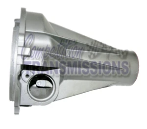 Chevy GMC NP208 Transfer Case Rear Tail Housing with New Bush & Seal C15162 - Bild 1 von 4