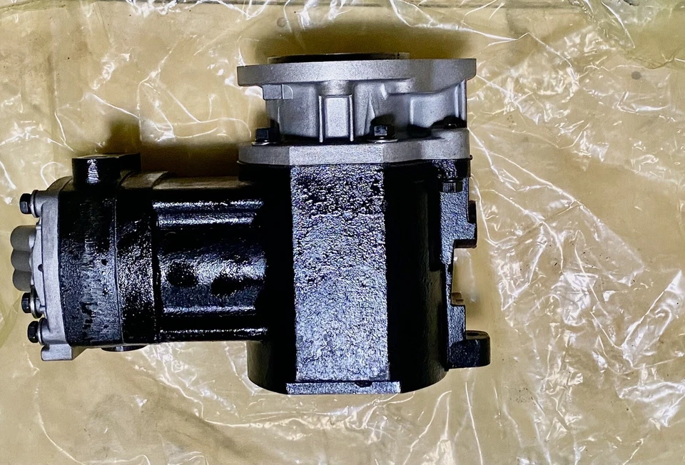 COMPRESOR DE AIRE M11 PARA APLICACIÓN CUMMINS. Foto 1 de 4