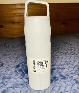 Stanley 24 Unzen Edelstahl IceFlow Aerolight Wasserflasche Verschluss und Trage Neu - Bild 1 von 6