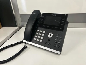 Yealink SIP-T46G Gigabit IP Phone (Cracked Screen, fully functional) - Picture 1 of 6