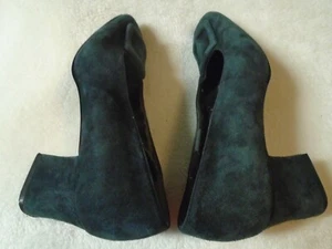 Vintage JONES NEW YORK Sz 9M Black Suede Leather  Square - Pump Heel  - Picture 1 of 12