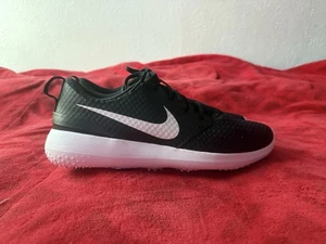 Scarpe da golf Nike Roshe G da donna taglia 10 nere senza punte CD6066-001 NUOVE - Foto 1 di 9