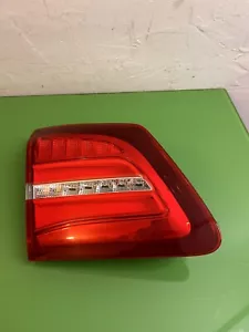 FABRICANTE DE EQUIPOS ORIGINALES Mercedes-Benz Clase GLS (W166) Lámpara trasera LED Lente Grieta - Imagen 1 de 15