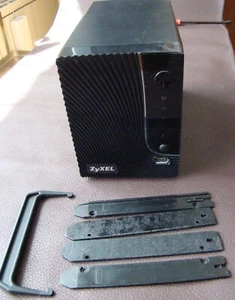 ZyXel Mod. NSA221 NAS Server inkl. Zubehör, keine Anschlusskabel. - Bild 1 von 3
