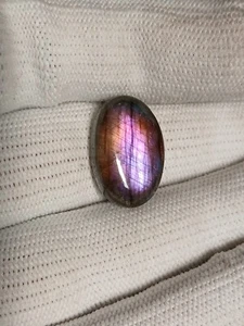 18Carats Natural Oval Shape Rainbow Labradorite Size 21×14×7 Cabochon - Picture 1 of 4