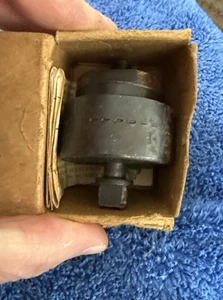 Greenlee 1-1/2" 11/2" ROHRSTANZE Knockout #500 -6970 in Box P25 - Bild 1 von 2