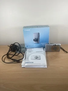 Canon IXUS 95 IS Digital Camera 10.0MP Compact Silver - Manuals & Charger - Picture 1 of 8
