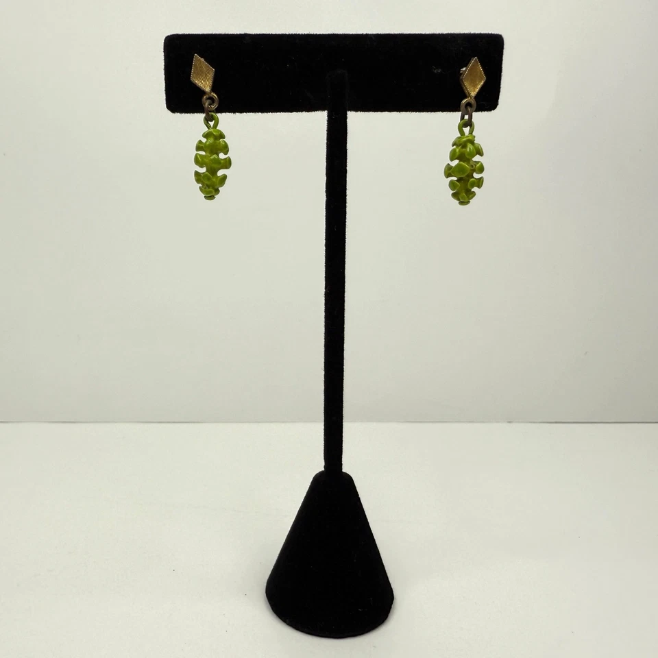 Pendientes colgantes vintage de piña verde tono dorado bisutería retro Foto 1 de 4