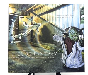Figure Fantasy Hardcover Book Loot Crate Exclusive December 2016 NEW Kevin Smith - Picture 1 of 5