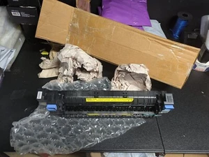 HP M750 CP5525 Fusing Assembly RM1-5996 - Picture 1 of 5