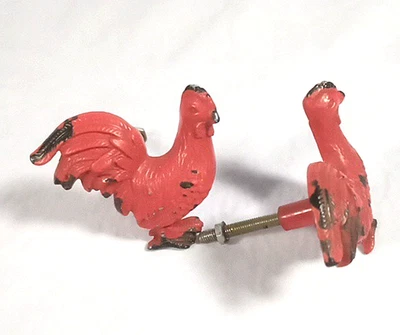 Par de puxadores de armário/gaveta de metal vermelho/preto desgastado 21/2"x21/2" - Imagem 1 de 3