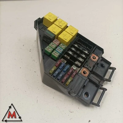YQE103720R Fuse Box Unit for MG ZR 2001-2005 Used (96271) - Image 1 of 4