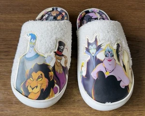 Disney Villains Women’s Graphic Slippers Size 7/8 Ground Up - Picture 1 of 10