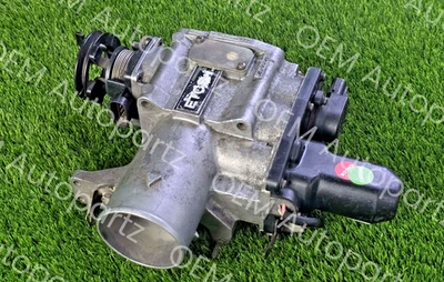 Cuerpo del acelerador de inyección de combustible Lexus GS300 IS300 1998-2000 22030-46150 OEM JDM Foto 1 de 4