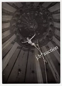 Paris COLETTE RICHARD BEIM TRAINING Zirkus Seilartistik * Foto von 1950 - Bild 1 von 2