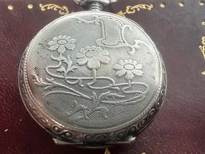 🔴 Orologio tasca ARGENTO 800 donna da revisionare parti vintage REMONTOIR 19 - Imagen 1 de 10
