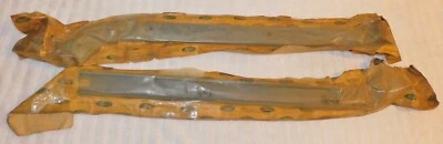 1971 1972 Ford Galaxie 500 LTD Hardtop NOS BACK WINDOW GARNISH UPPER MOULDINGS Foto 1 de 4