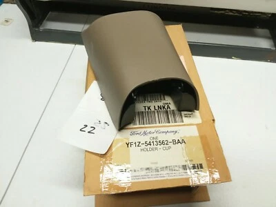 NEW OEM 2000-07 FORD TAURUS SABLE SHO REAR Center Console-Cup Holder  - Image 1 of 3