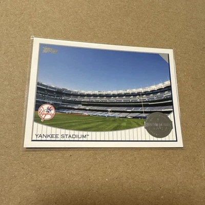 2009 Topps Yankee Stadium Opening Day NEW YANKEE STADIUM Construction Card YSN3 - Image 1 of 2