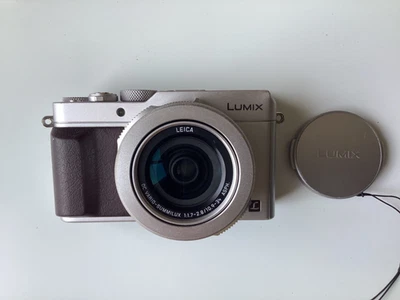 Panasonic LUMIX DMC-LX100 Silver Compact Camera Auto Lens Cap Used AS NEW - Image 1 of 4