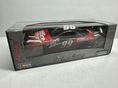 1/24 2006 Carl Edwards Team Calibre Pit Stop Series Office Depot Foto 1 de 3