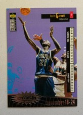 1996-97 Collector's Choice Crash the Game Scoring 1 #C16 Kevin Garnett 11/18-24