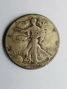1946 Walking Liberty Half Dollar - Picture 1 of 2