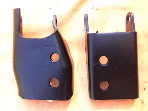 ROAD RUNNER CHARGER CUDA CHALLENGER 340 MOTOR MOUNT SUPPORT SMALL BLOCK OEM SET - Picture 1 of 8