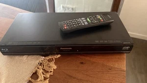Panasonic DMP-BDT100 3D Blu-Ray Player - Bild 1 von 2