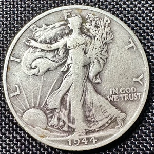 1944-S Walking Liberty Half Dollar Circulated Condition 90% Silver - Nice Color - Picture 1 of 6