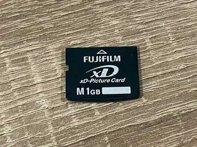 Olympus 1GB xD-Picture Card Card - XD1GM Fuji Film Memory card for camera - Image 1 of 4