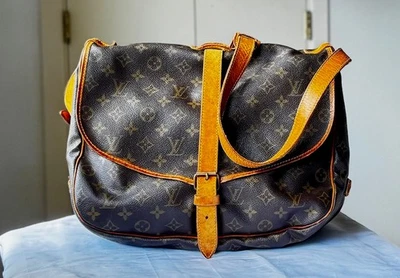 Louis Vuitton Saumur 35 | Bandolera Unisex | Etiqueta de Cuero “Malletier” Muy Rara Foto 1 de 4