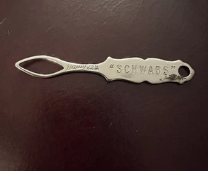 Vintage Daisy Schwab 1916 Advertising Novelty Button Hook Tool ๐ - Picture 1 of 3