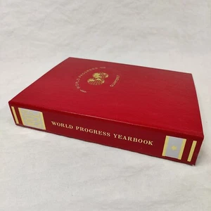 World Progress The Standard Quarterly Review Yearbook 1992 #1 #2 #3 #4 Binder - Picture 1 of 24