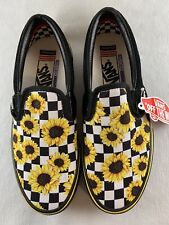 VANS Brand New Unisex Men's 6 Women's 7.5 Sunflowers Classic Slip-Ons Black Sole