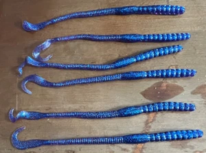 6ct. * 7" VINTAGE ELECTRIC BLUE CURL TAIL BASS WORM * $3.50 &.50 SnH - Bild 1 von 1