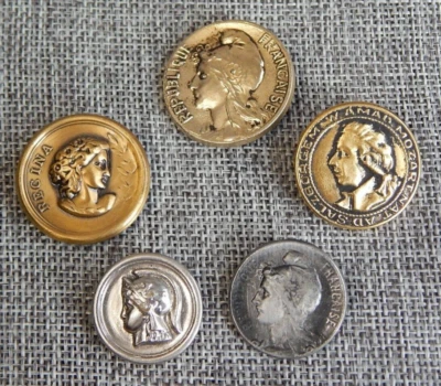 Lot of  Antique Vntg Buttons  Cameo Heads #304-Y - Image 1 of 4