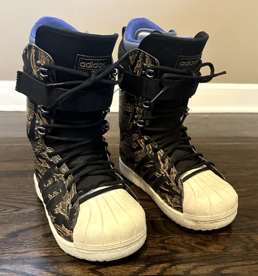 Botas de snowboard Adidas.  Superstar masculino tamanho 7,5 (tamanho personalizado, muito raro) - Imagem 1 de 3