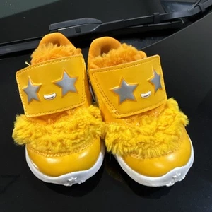 Nike Star Runner 2 Lil Furry Shoes Go Fast DC4405-700 Size 6C - Picture 1 of 12