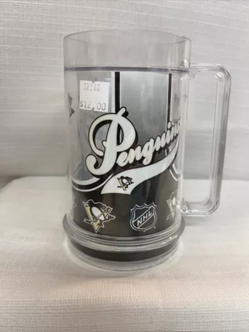 PITTSBURGH PENGUINS PLASTIC BEER MUGS Cover