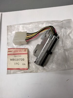 Interruptor transneutral 74 Dodge Colt Sed., HT. Mopar/Mitsubishi NOS S/Wagon "K" Eng Foto 1 de 2