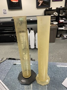 graduated cylinder 1000ml - Picture 1 of 1