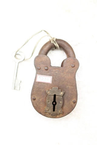 Old Solid Iron Hidden key Hole Trick Puzzle Padlock With Original Key NH5231 Cover