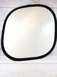 Westcott Illuminator- 30” Sunlight/White Reflector & Silver / Gold - Picture 1 of 6