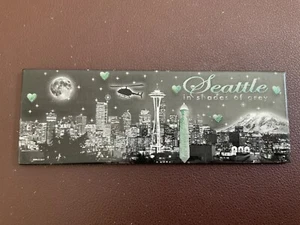 Seattle In Shades Of Gray Vintage Refrigerator Magnet - Picture 1 of 2